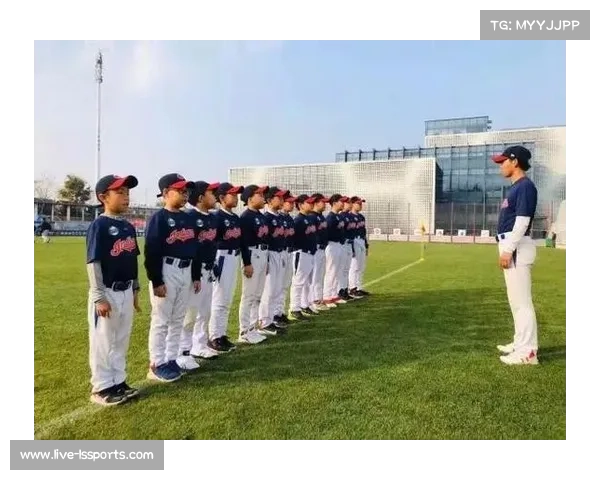 MLB中国区总裁考察四川青训基地推动合作共建加速发展 MLB中国区总裁考察四川青训基地推动合作共建加速发展
