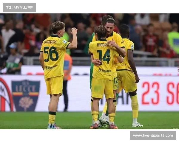 AC米兰逆转科莫3-1,拉比奥特梅开二度。 AC米兰逆转科莫3-1,拉比奥特梅开二度。